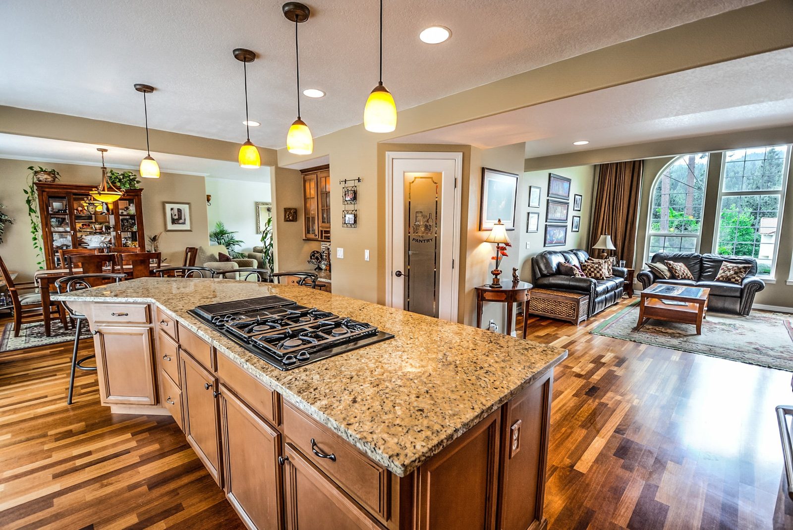 Sparkling clean kitchen and living room after house cleaning services in Toronto